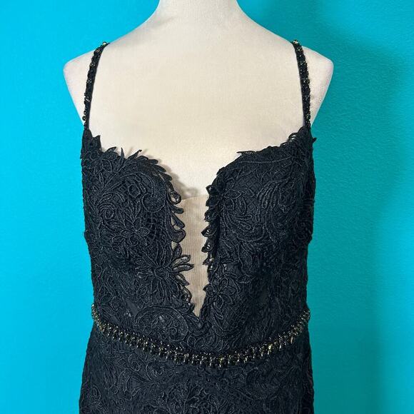 NWT Mac Duggal Womens Embroidered Sleeveless Plunge Neck Trumpet Gown Size 14 - Picture 4 of 11